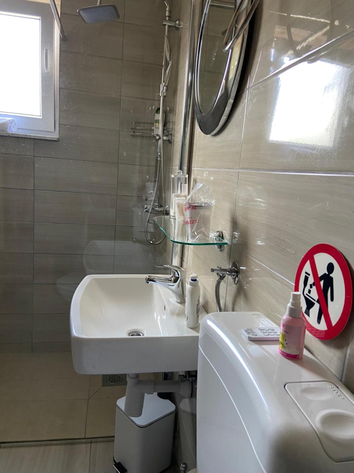 Orela Appartement *
